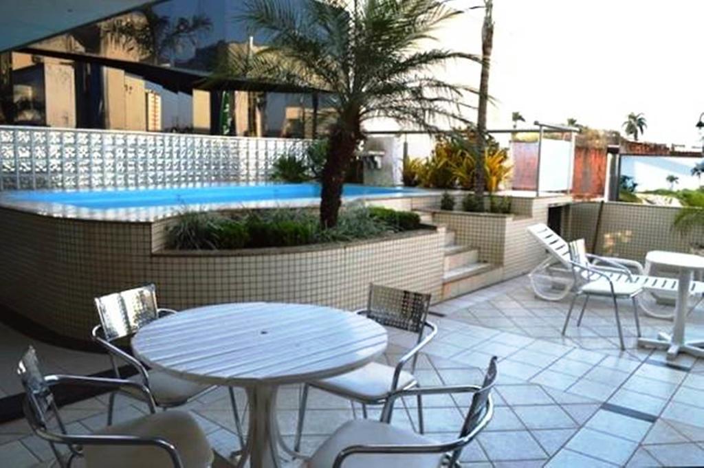 Hotel Monte Rey Montes Claros Eksteriør billede