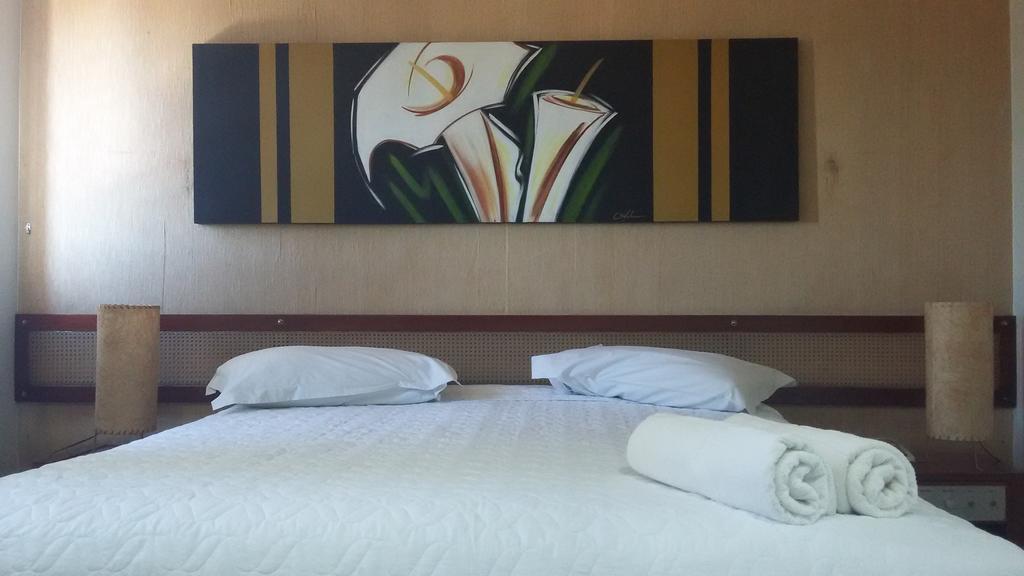 Hotel Monte Rey Montes Claros Eksteriør billede