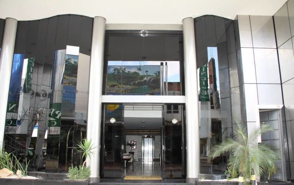 Hotel Monte Rey Montes Claros Eksteriør billede